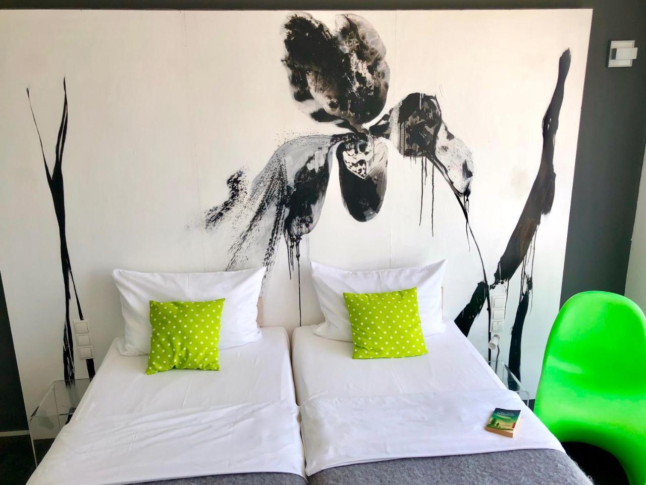 Hotel Schlafstadt Eimeldingen Eksteriør billede
